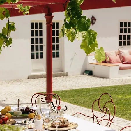 Herdade Do Peru Casa Dos Netos *