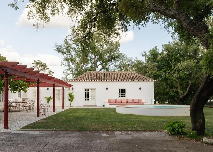 Herdade Do Peru Casa Dos Netos